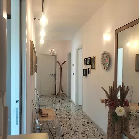 Casa Quercia Grande By Holiday World Apartment *